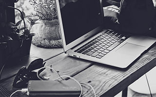 中国超模『裴希西』与富二代男友异国裸聊视频曝光！全球超模大赛上海冠军私密调情画面流出！